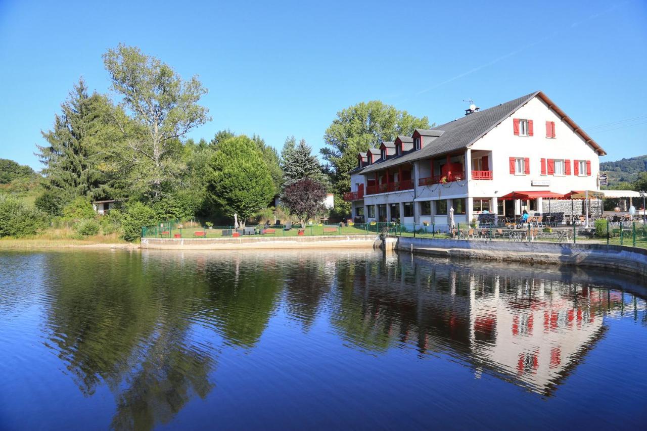 Le Lac Des Moines Condat  외부 사진